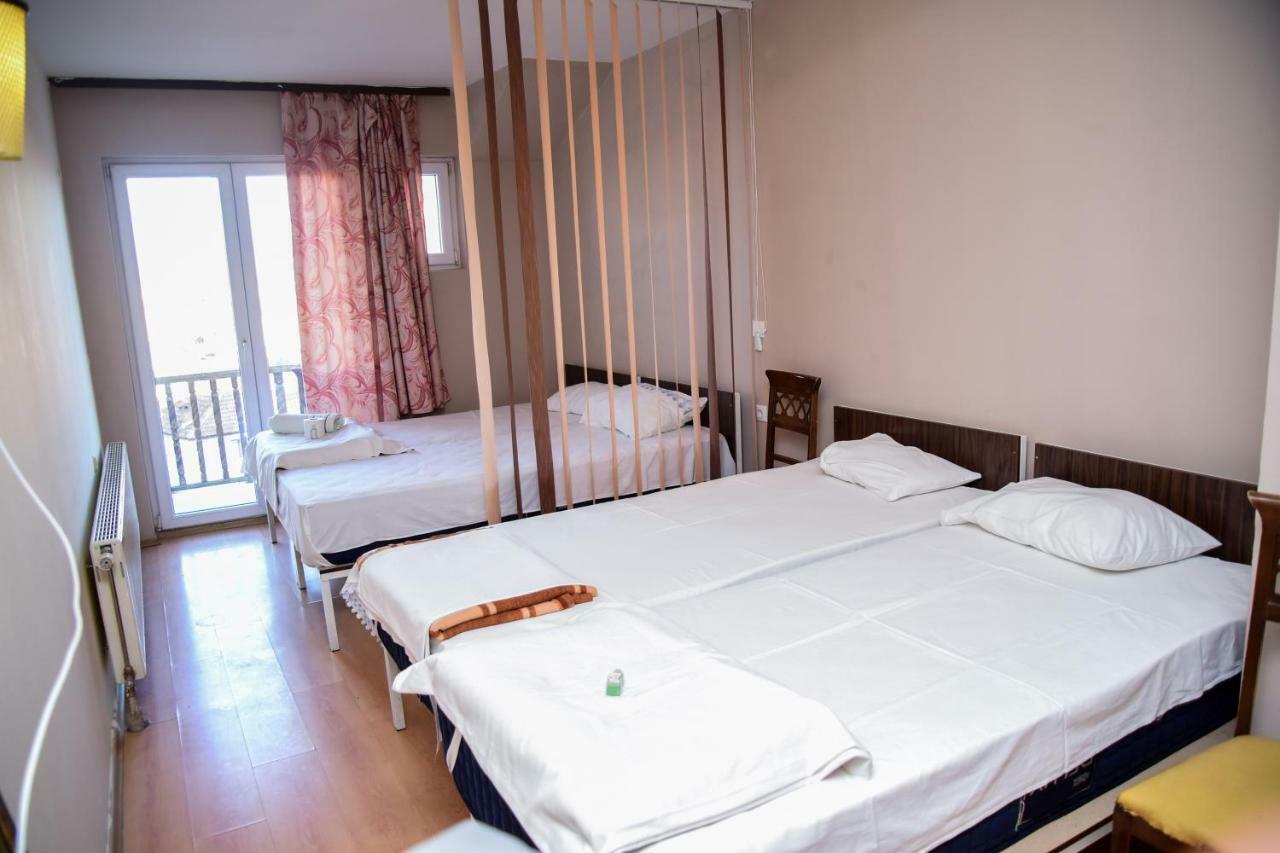 Art Theatre Caffe Hotel Struga Bagian luar foto